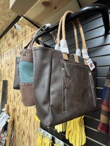 JS Farm and Ranch Winnie Feed Store Country Work Clothes Leather Purse Gift 1